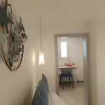 Sottocoperta , Mini Apartmento